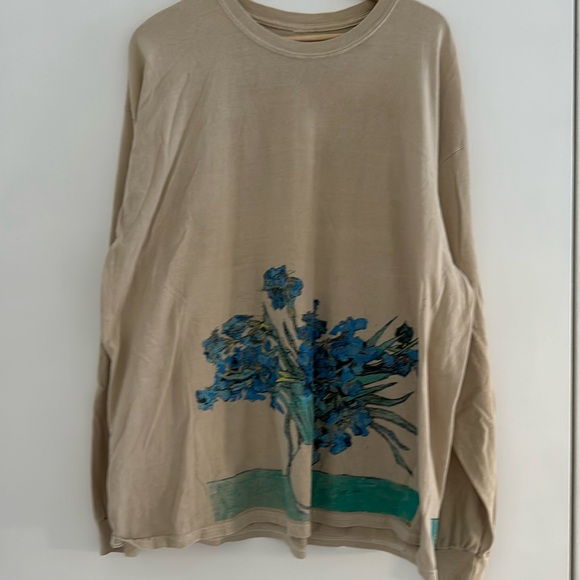 Uniqlo Long-sleeved Graphic Tee - Van Gogh graphic. Unisex, Size XL. - Picture 1 of 12